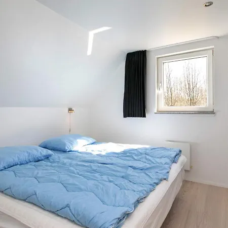 Four-bedroom Holiday In 49 Dom wakacyjny *